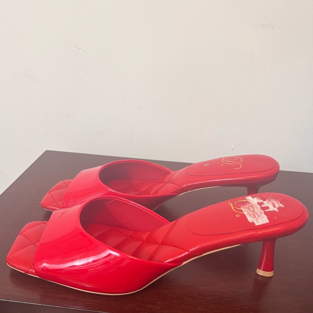 Red square toes heels